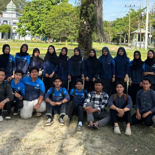 Foto Bersama HIMASI Berbagi Takjil.