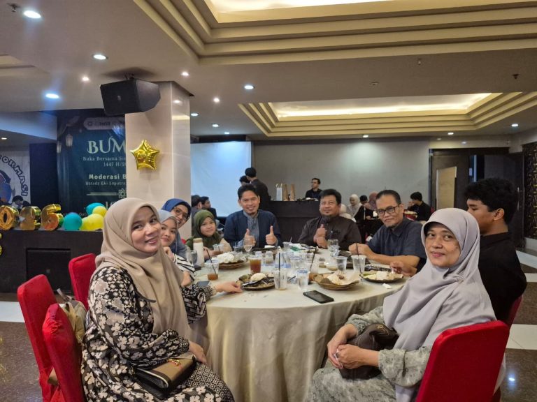 Potret Kebersamaan Dosen SIstem Informasi